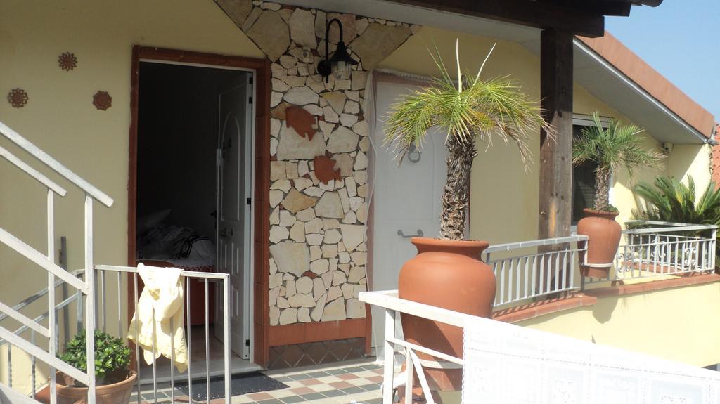 Casa Vacanza Alice & Mari Ascea Exteriör bild